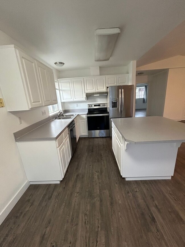 Photo - Beautifully Remodeled 2 Bedroom 1 Bath Duplex w/ Large Yard!! Pets are welcome! Electric car char...