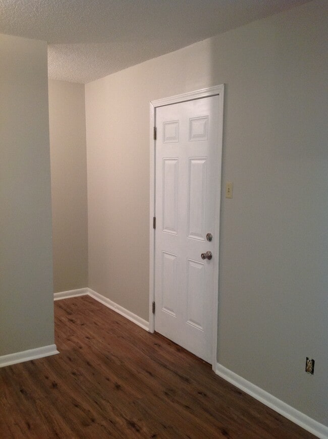 Building Photo - 2065 Marion Dr S Rental