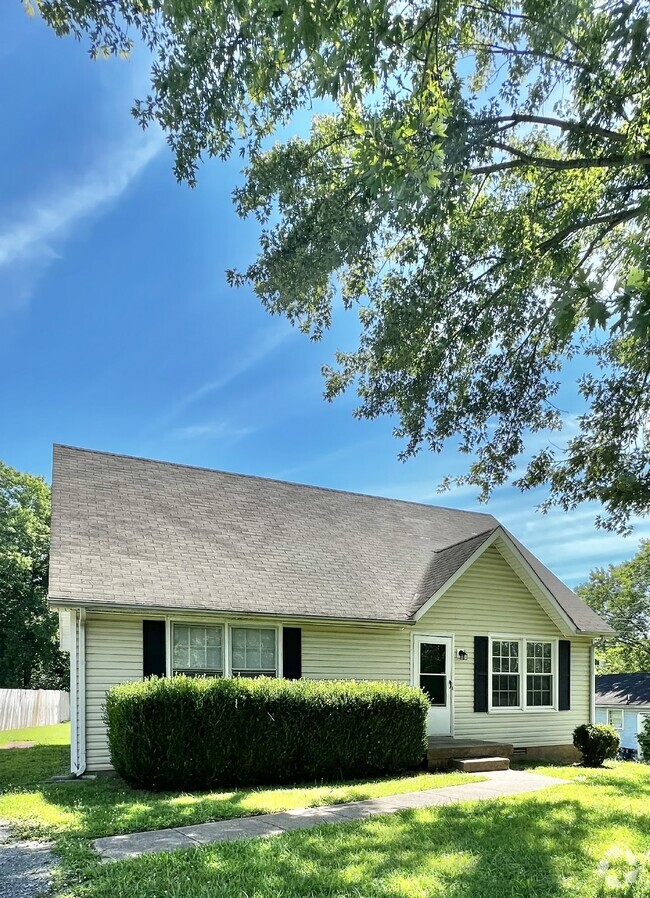 Building Photo - 1803 Palamino Dr Rental