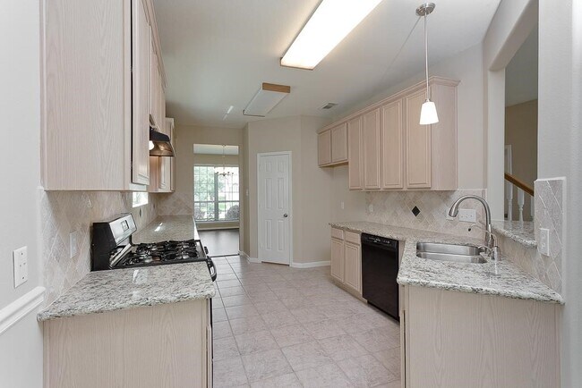 Photo - 3327 Summerwood Ln