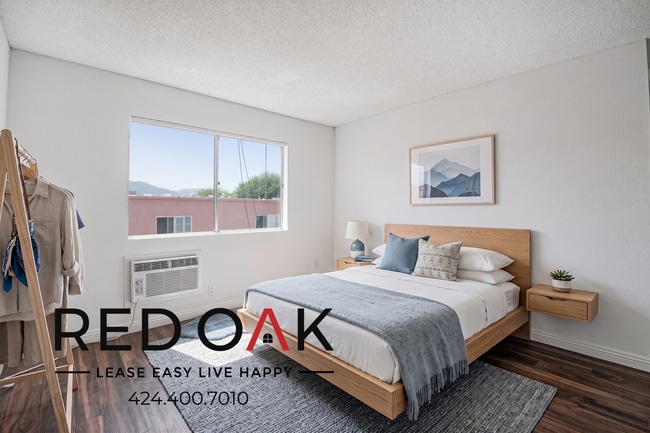 Photo - 10346 Commerce Ave Unidad 6