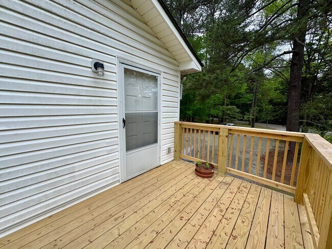 Photo - One bedroom unit with retro charm close to...