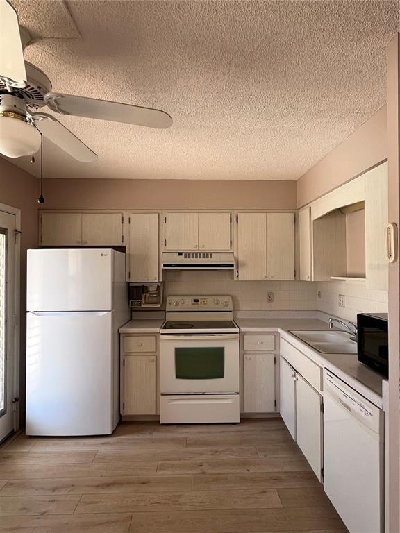 Photo - 509 W Venice Ave Unit 102