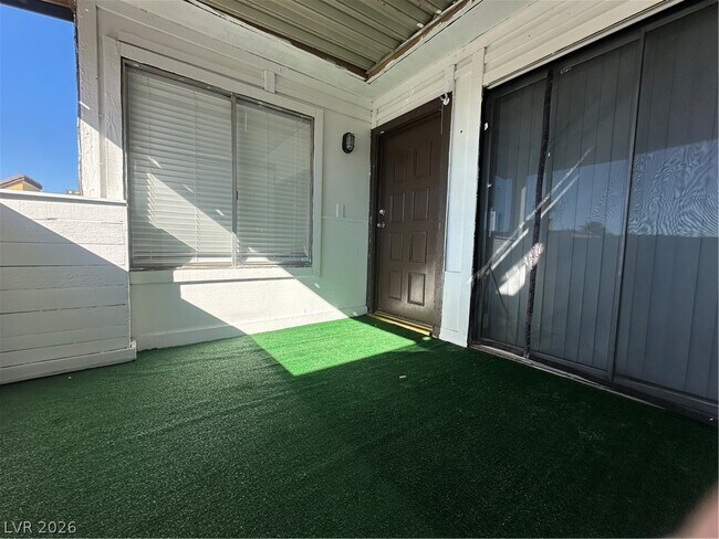 1467 Hialeah Dr Unit D