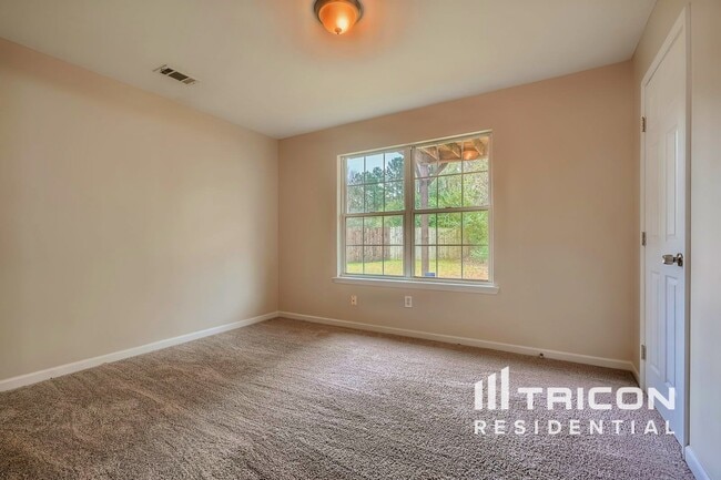 Photo - 3160 Brookfield Dr SW