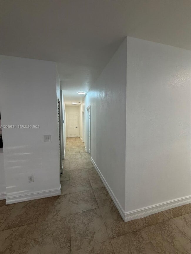 Photo - 22727 SW 125th Ave Unidad #B