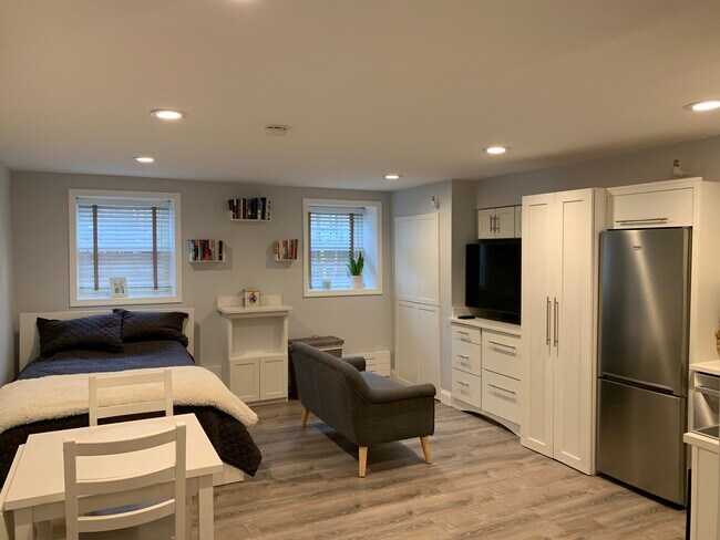 Photo - 122 Beacon St Unit 1