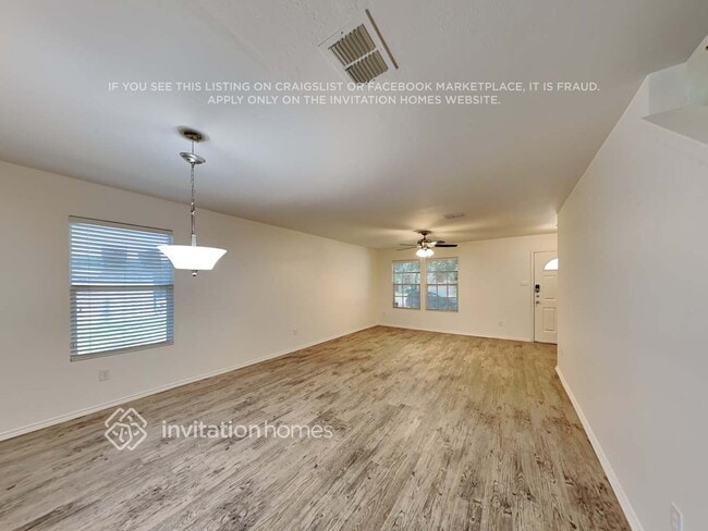 Photo - 802 Lazy Bayou Dr