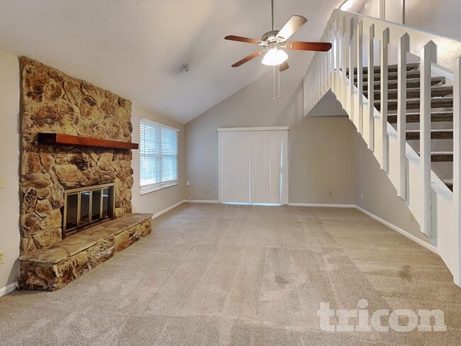 13105 Rivergate Ln