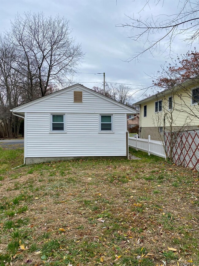 Photo - 26 Poplar St