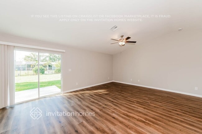 Photo - 714 Munich St NW