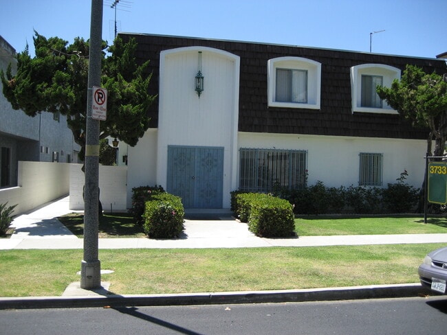 Street View of Building - 3733 Delmas Ter Unit 5 Rental