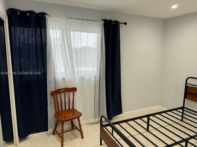 Photo - 2950 Griffin Rd Unidad 2