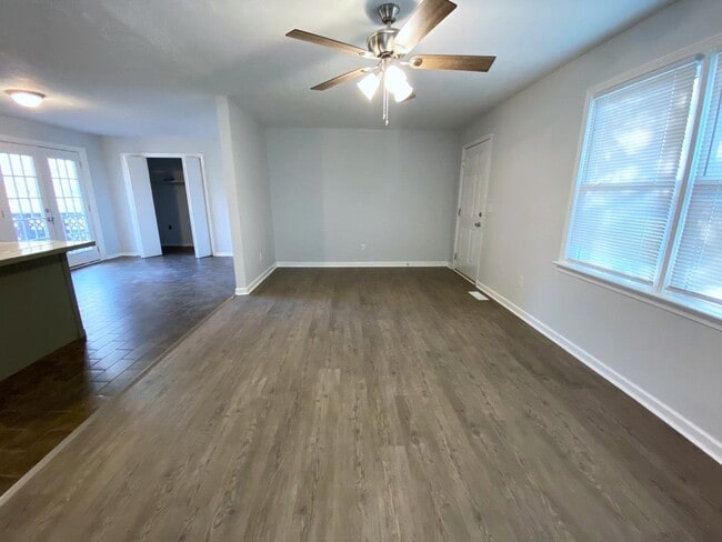 Photo - 2964 Dye Ford Rd