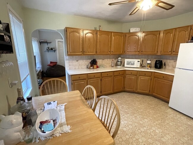Photo - 27 Ibbetson St Unit 3