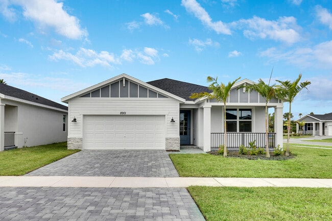 Building Photo - 8901 Dahlia Cir Rental