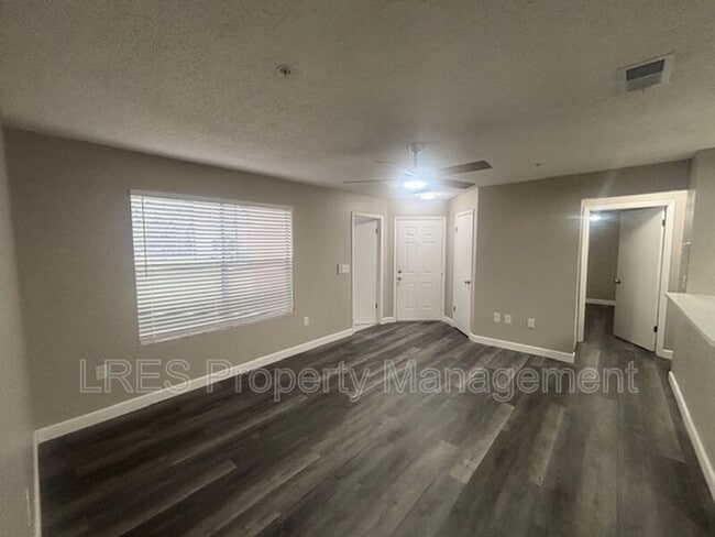 Photo - 958 Salt Pond Pl