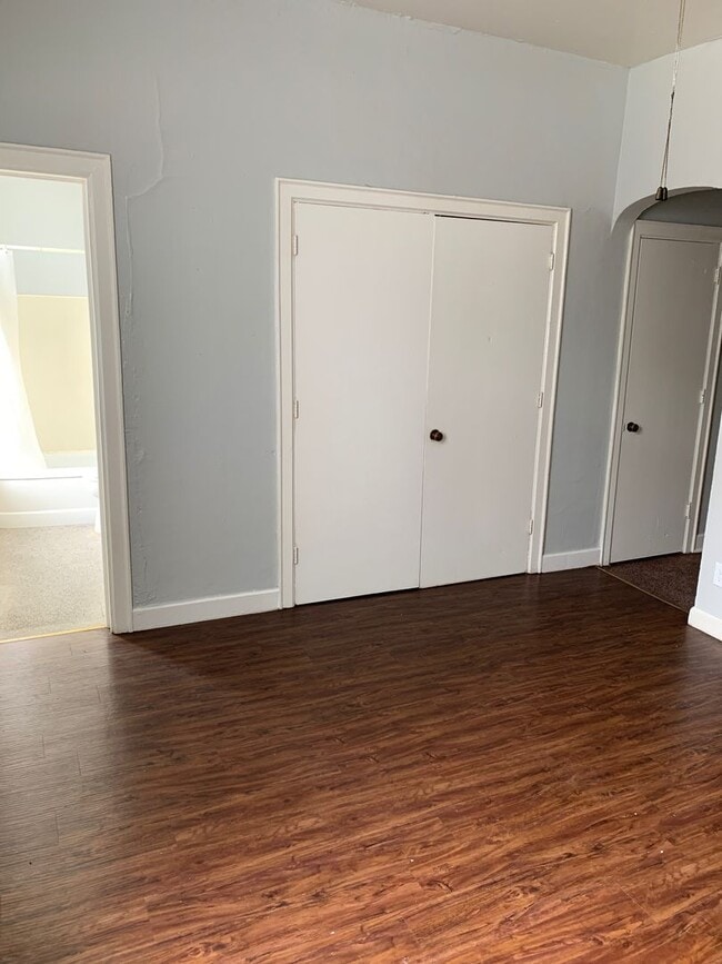 229 Scott St Unit Apart #33