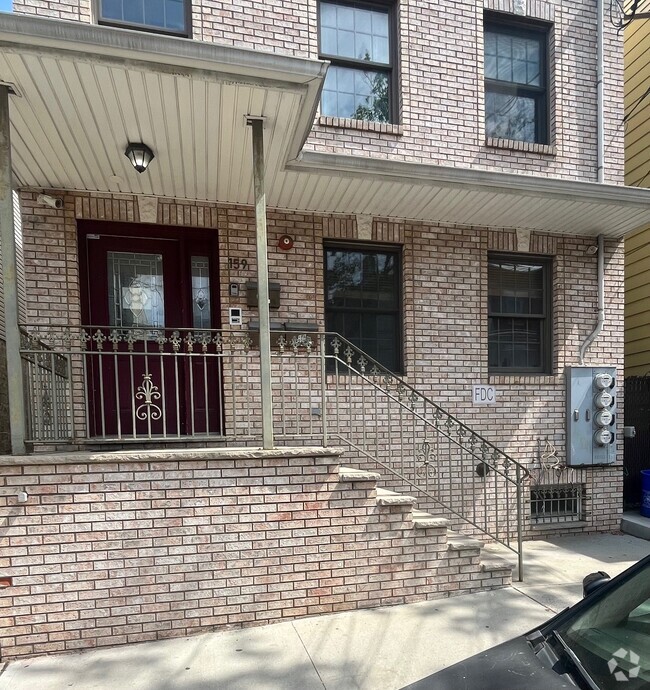 Building Photo - 159 Lafayette St Unit 1 Rental