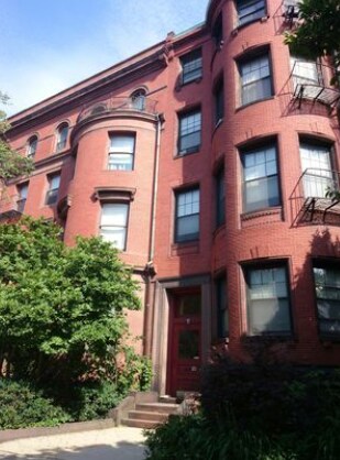 Photo - 464 Beacon St Apartments