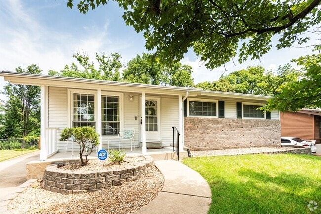 Building Photo - 10411 Antrim Dr Rental