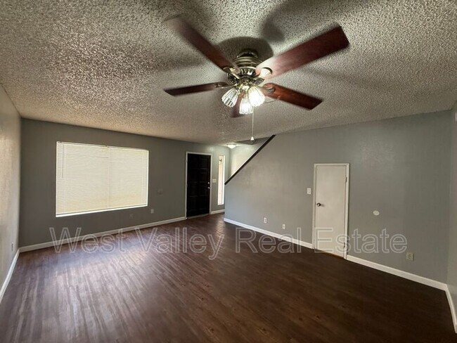 Photo - 203 W Ash St Unit #C