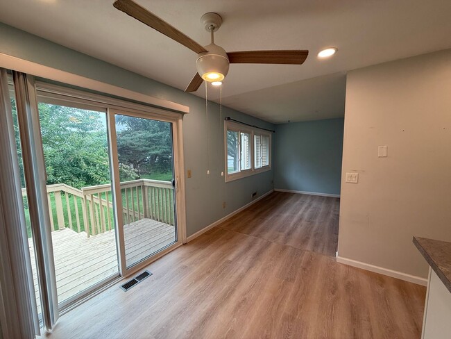 Photo - 12288 Drake St NW