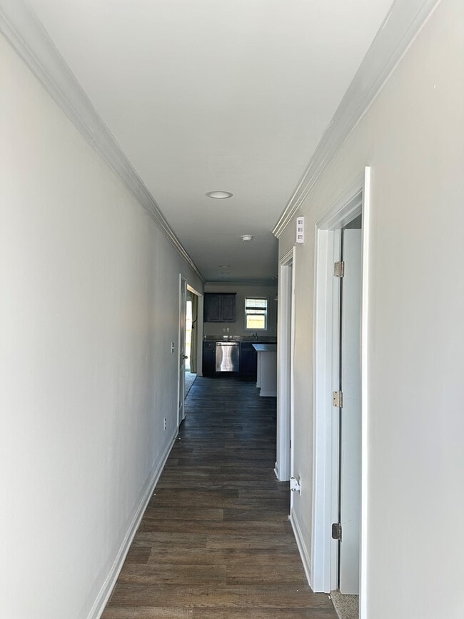 Photo - 1853 Ruger Dr