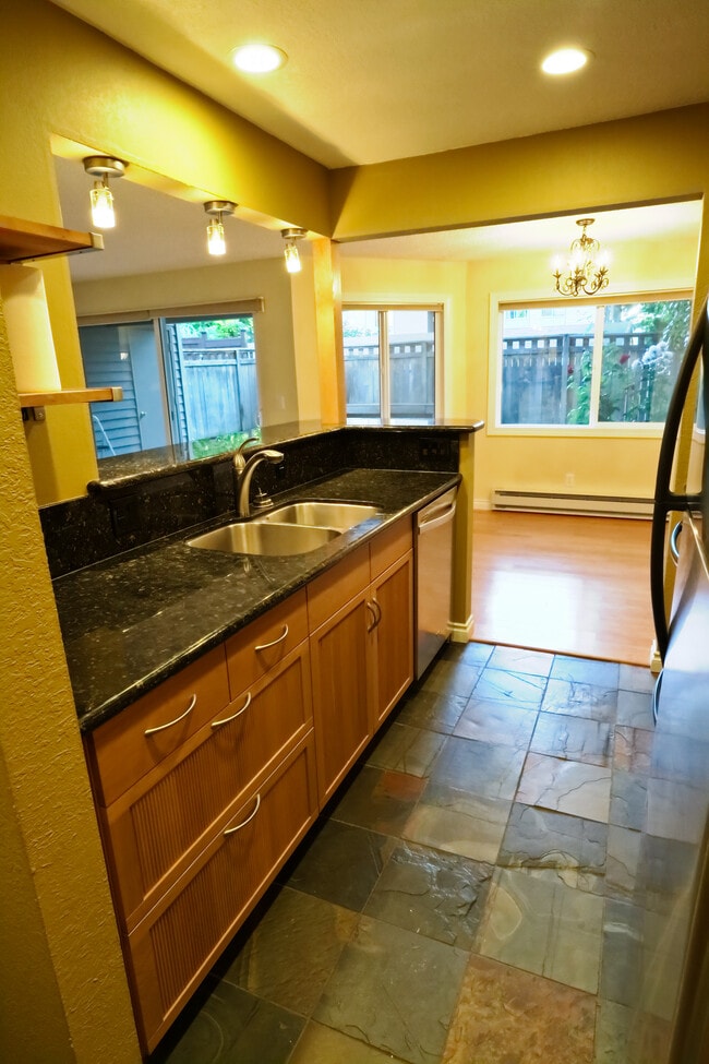 Photo - 725 9th Ave S Unit #101