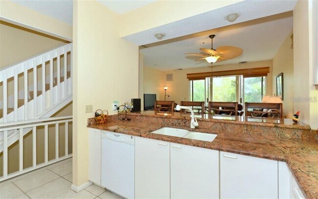Photo - 655 Cedars Ct Unit 655
