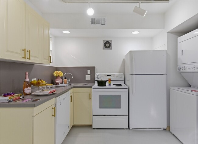 Photo - 1516 Bonnie Brae St Unit 1/2