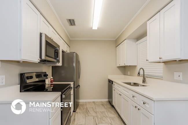 Photo - 1552 Foxridge Run SW
