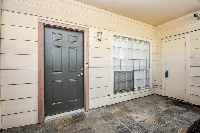 Photo - 2626 Holly Hall St Unit 307