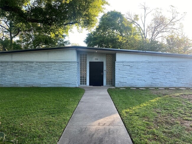 Building Photo - 7723 Fondren Rd Rental
