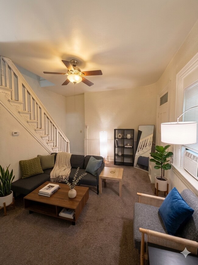 Photo - 2910 E Carson St Unit Rear  #1