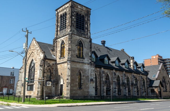 Building Photo - 16 West Avenue S Unit 109