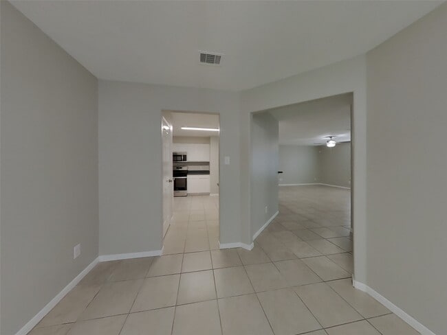 Photo - 16821 Greenhouse St