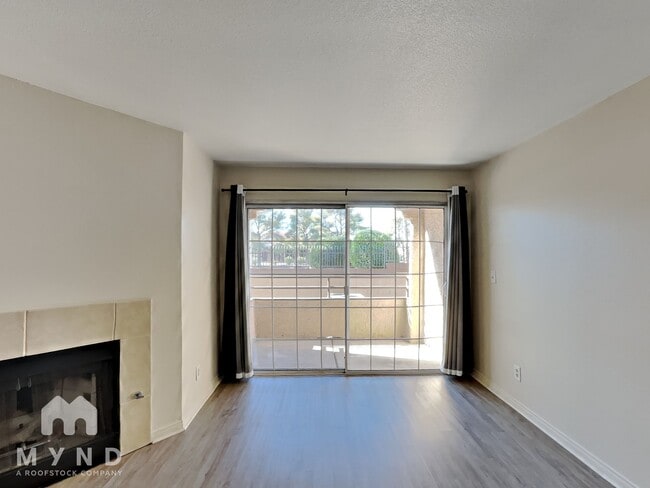 Photo - 2200 S Fort Apache Rd Unidad 1089