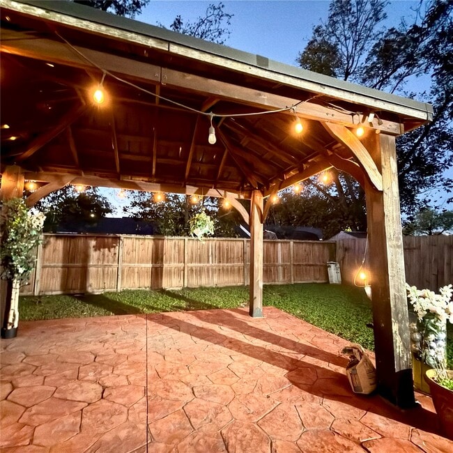 Photo - 6406 Tall Willow Dr