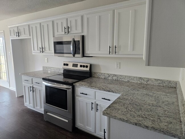 Photo - Gorgeous Corner Lot Arlington Home For Rent