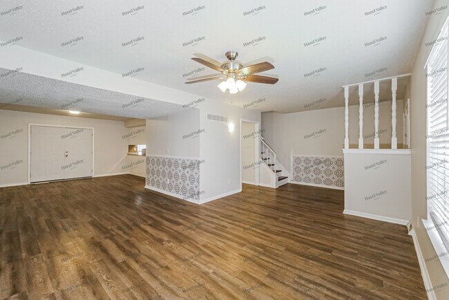 Photo - 6046 E 129 St
