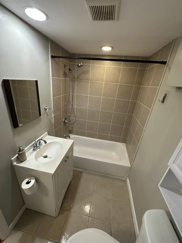 Photo - 714b Glen Rd