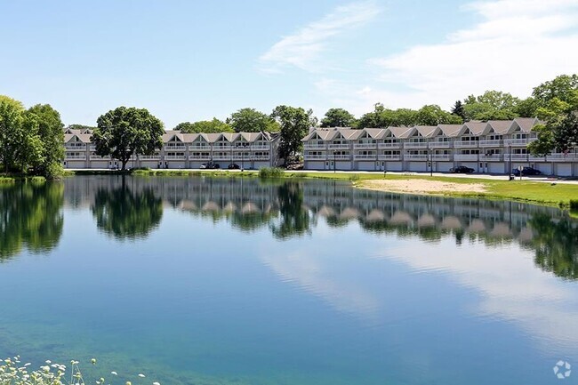 Building Photo - Summit Lake Apartments and Townhomes