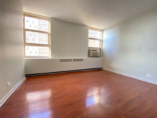 Bedroom 2 - 3950 N Lake Shore Dr Unit 1003