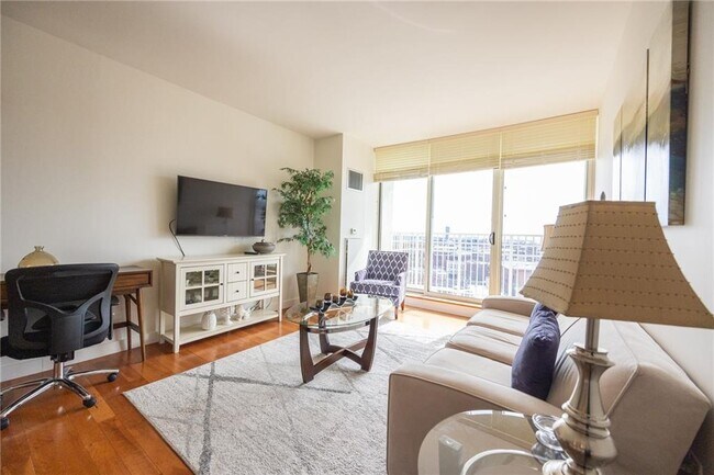 Photo - 1 W Exchange St Apartment Unit 1708