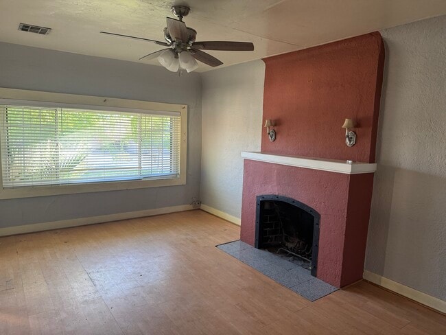 Photo - 722 W Moreland St Unidad 722