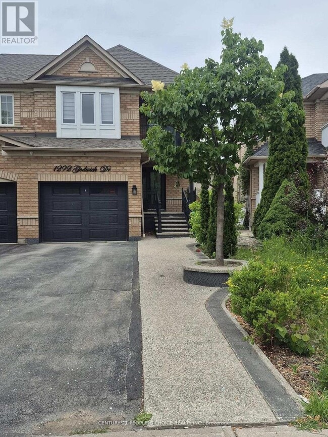 Photo - 1292 Godwick Dr
