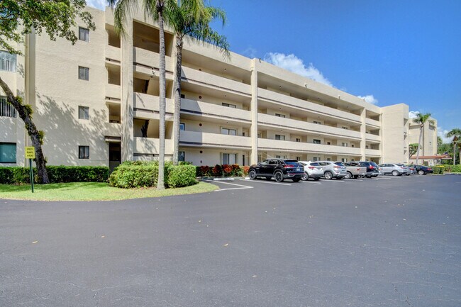 Photo - 3154 Via Poinciana Unit 306