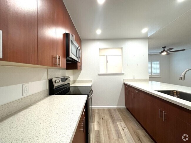 Building Photo - 2 Bedroom, 2 Bathroom, 2 Parking (Mililani... Rental