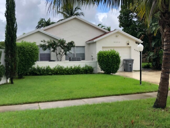 Building Photo - 9093 Pine Springs Dr Rental